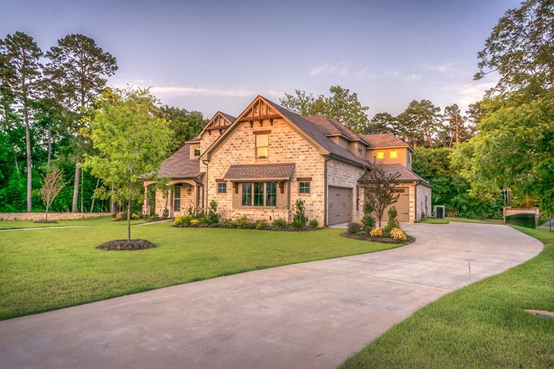 a clean well maintained suburban yard